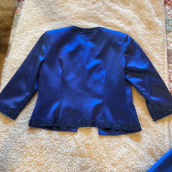 Two piece evening royal blue satin and beaded long skirt and jacket - Picture 4 of 8
